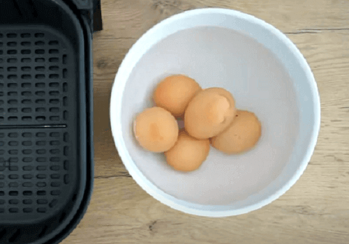 huevos cocidos en freidora de aire